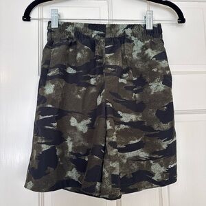 Carhartt Kids Camo Shorts - Black and Green